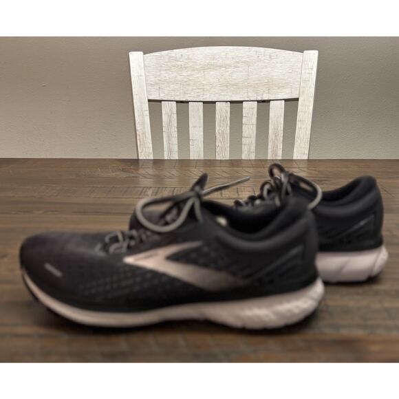 Brooks Ghost 13 Womens Size 8 Running Shoe Black Pearl Hushed Violet Medium - Picture 4 of 8